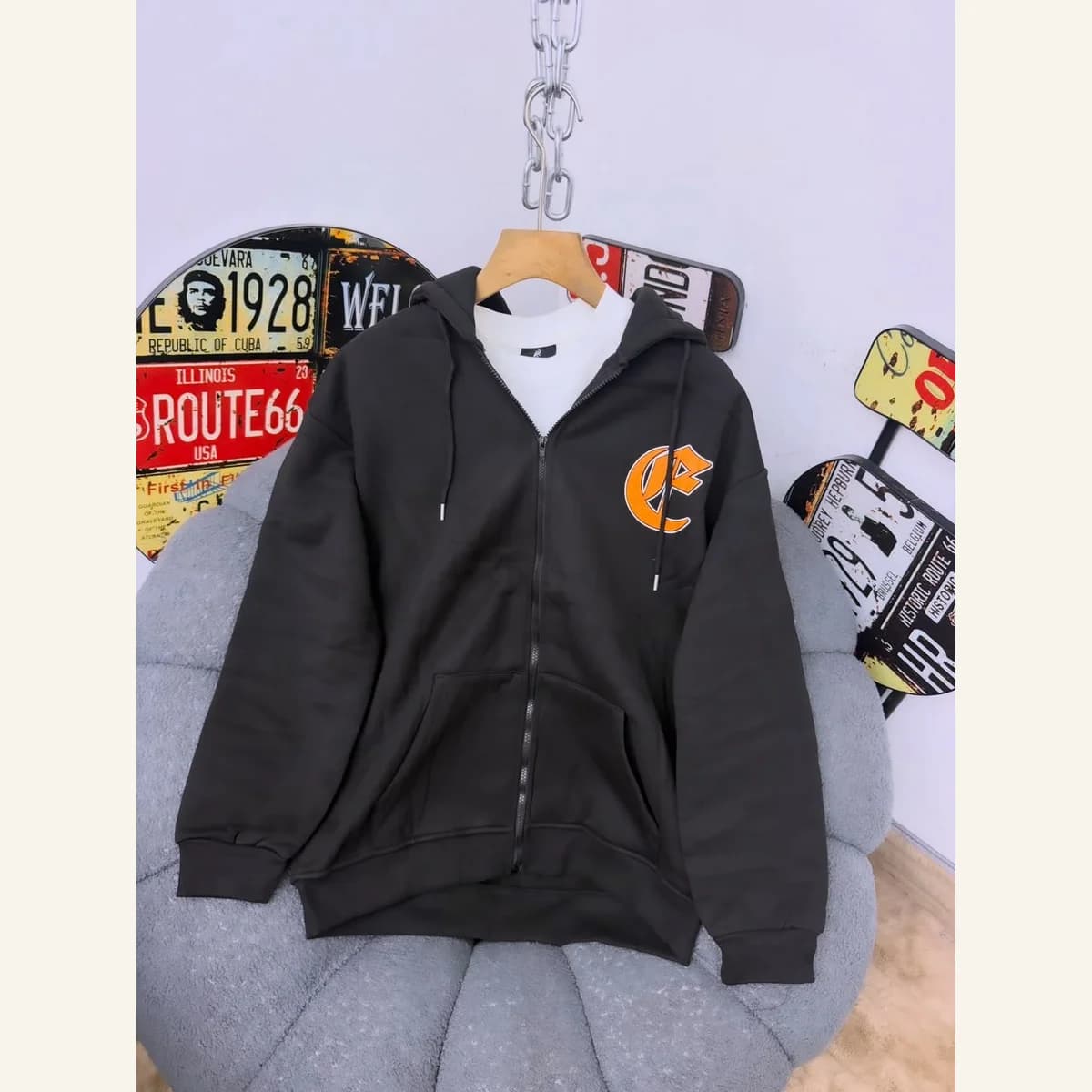 Zip-Up Graphic Hoodie 261