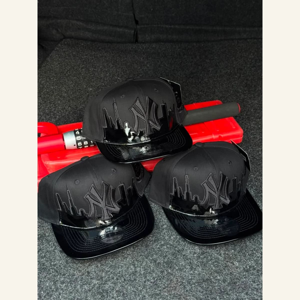 Embroidered Snapback Cap 084