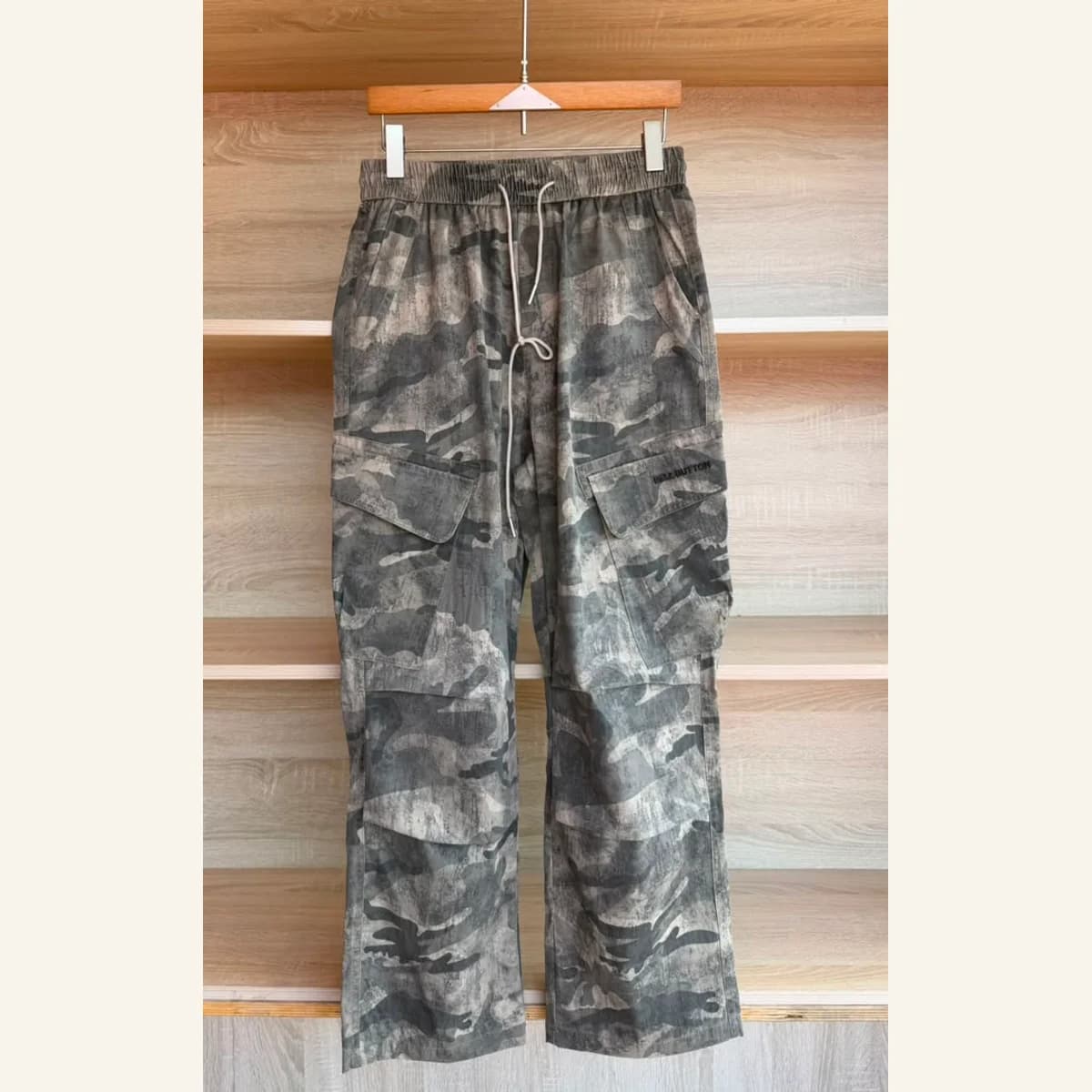 Relaxed Wide-Leg Trousers 121