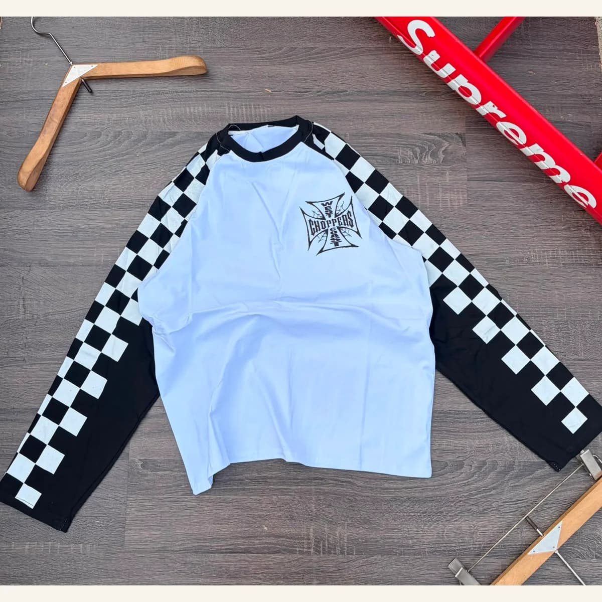 Graphic Long-Sleeve Top 153
