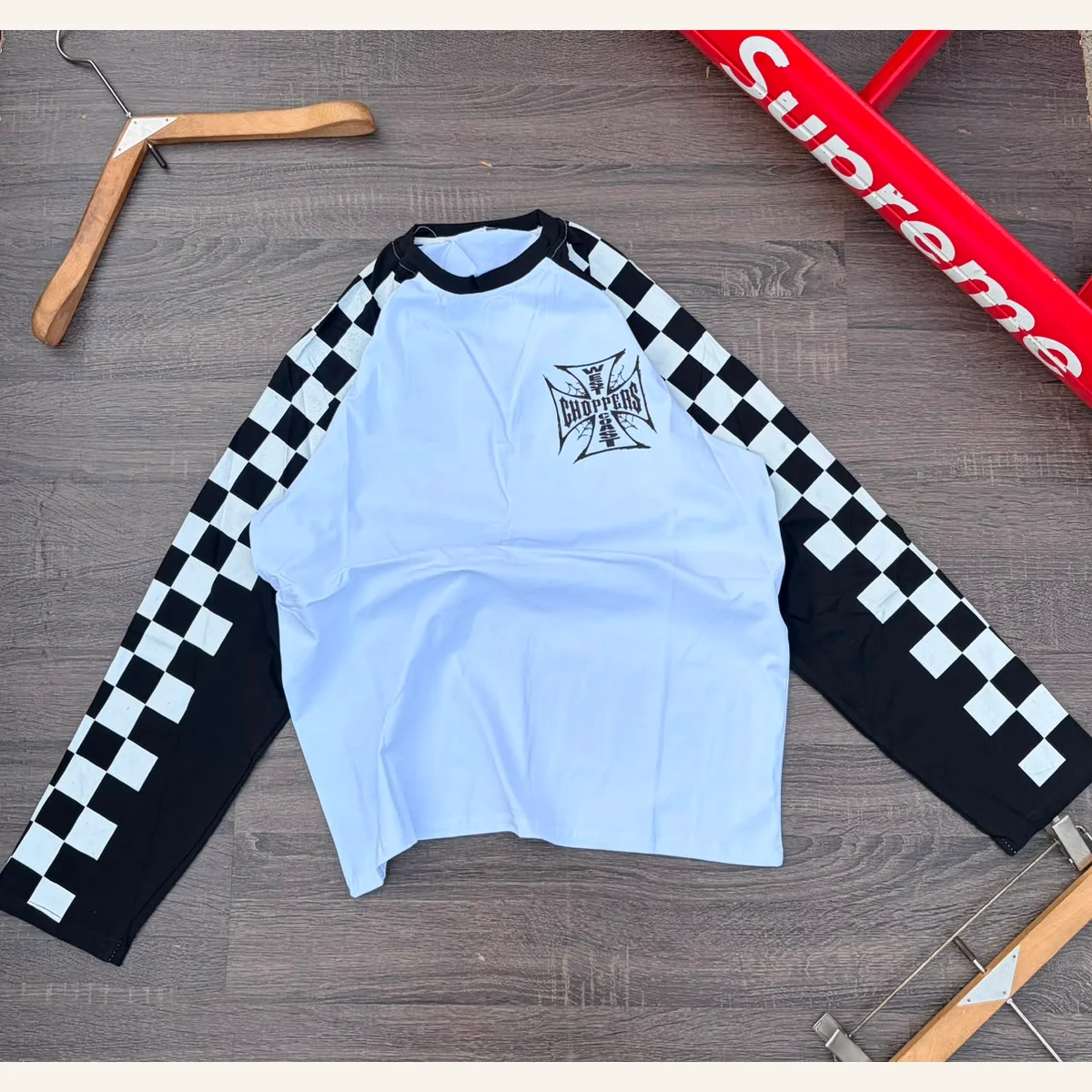 Graphic Long-Sleeve Top 153