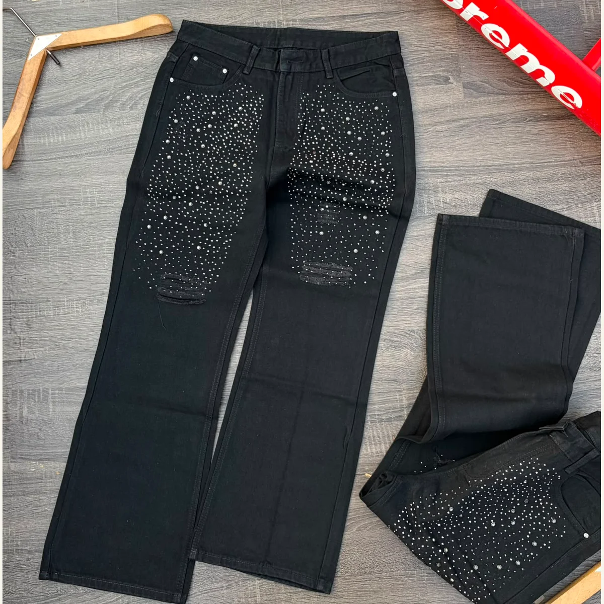 Straight-Leg Trousers 161