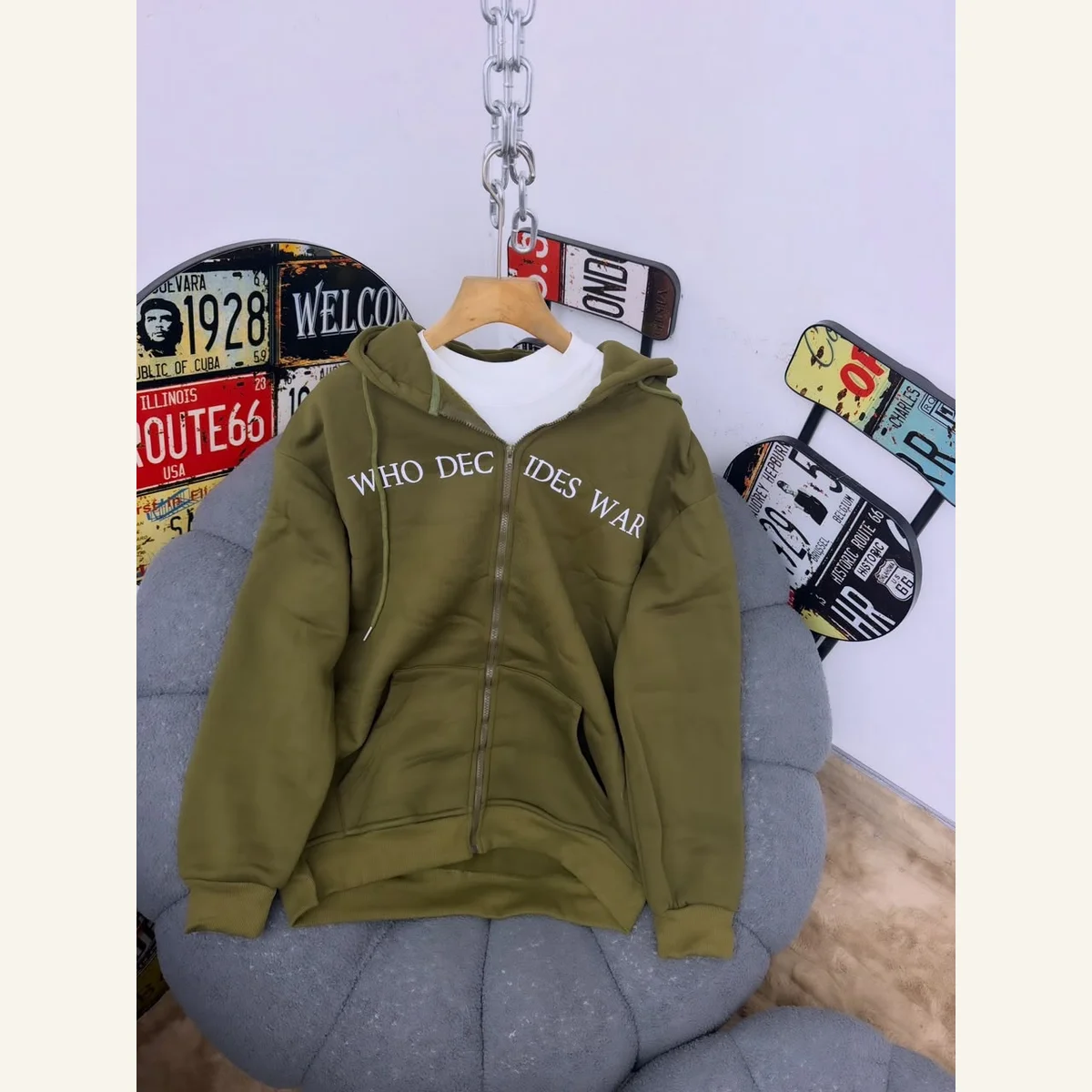 Zip-Up Graphic Hoodie 259