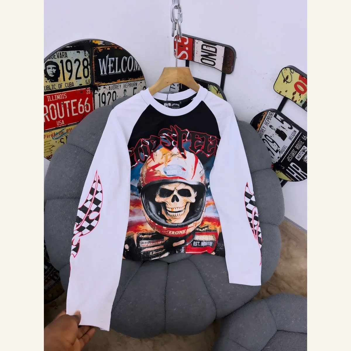 Raglan Graphic Top 264